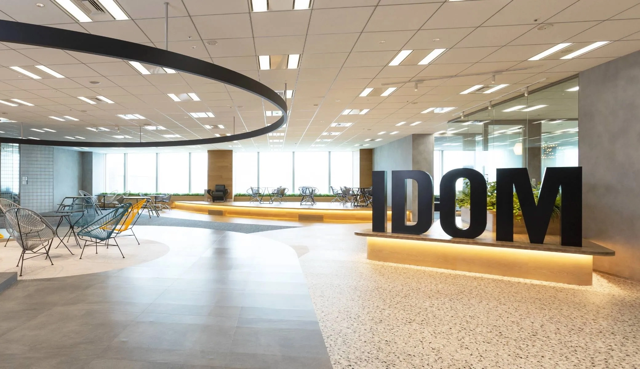 株式会社idom品川オフィスエントランス風景