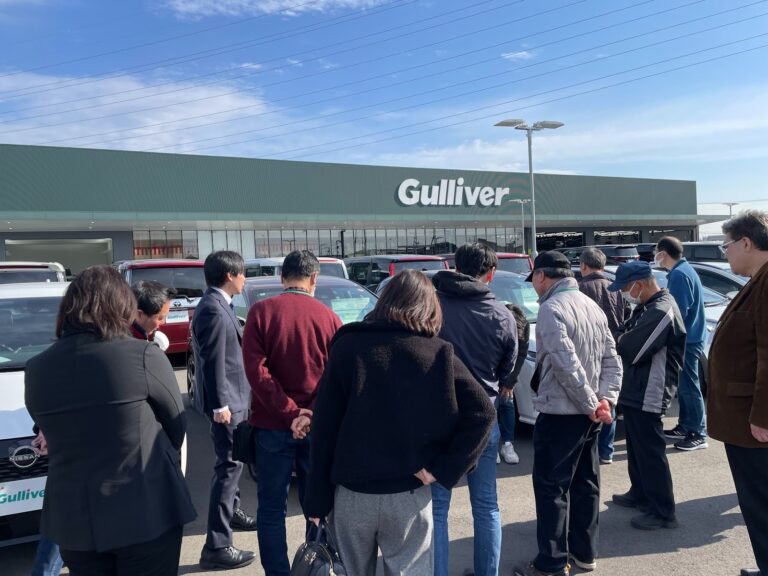 【開催レポート】第二回株主懇談会を、大型店戦略の最前線「ガリバー吉川美南店」にて実施しました！